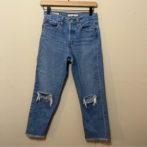 Levi’s Wedgie Straight Jeans size 25‎